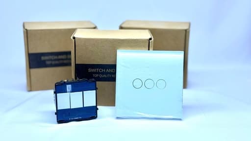 Smart Touch Glass Switch — 3 Gang / مفتاح لمسي ذكي زجاجي — 3 خطوط